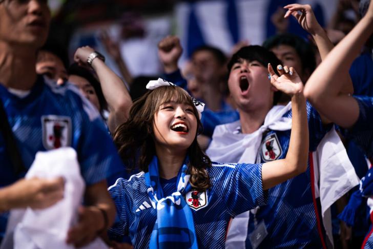 Aficionados nipones en Qatar